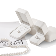 Yinbeini PU Leather Wedding Ring Box Jewelry Display Organizer Bracelet Box Earrings Long Necklace Storage Box Gift Proposal Box H001