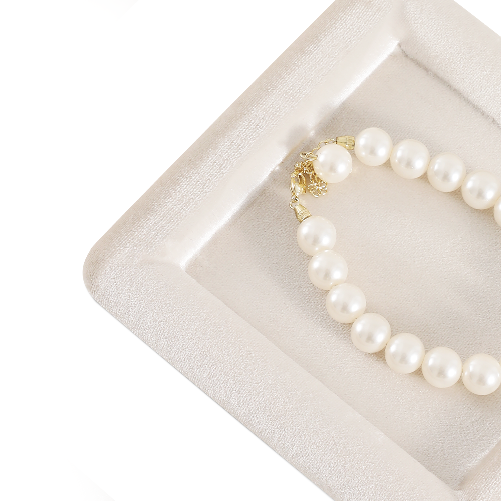 Yinbeini Beige Velvet Ring Display Tray for Ring and Necklace Dangle Ideal for Retail Boutiques and Home Organization P084