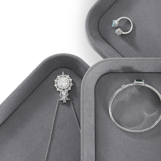 Yinbeini Gray Microfiber Leather Jewelry Display Tray for Jewelry Trade Shows and Conventions Reusable and Durable Design P053
