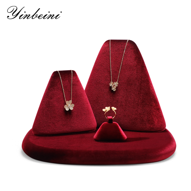 Yinbeini Artisan Handmade Velvet Necklace Display Stand Soft Fabric to Highlight Handcrafted Necklaces and Pendants TB040