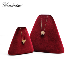Yinbeini Artisan Handmade Velvet Necklace Display Stand Soft Fabric to Highlight Handcrafted Necklaces and Pendants TB040