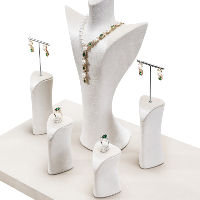 Yinbeini Portrait Neck Stand Beige Display Bust for Necklaces and Pendants Perfect for Highlighting Necklace Details TB057