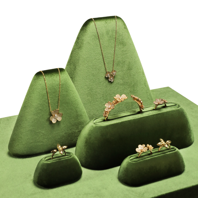 Yinbeini Velvet Necklace Ring Earring Display Stand with Durable Construction for Heavy Necklaces and Chains TB043