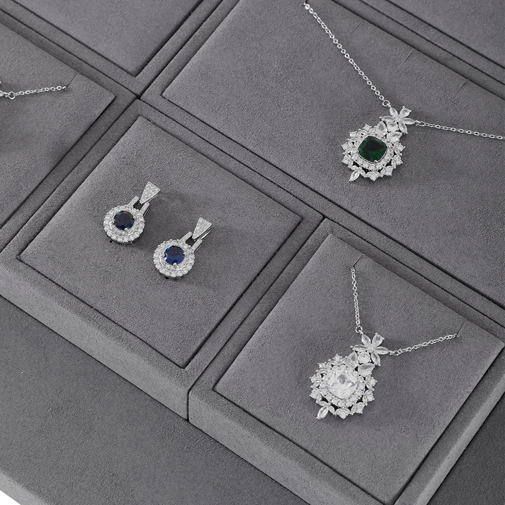 Yinbeini Gray Microfiber Jewelry Display Set for Different Jewelry of Various Styles Great for Bridal Jewelry and Retail TT013