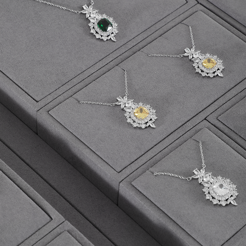 Yinbeini Gray Microfiber Jewelry Display Set for Different Jewelry of Various Styles Great for Bridal Jewelry and Retail TT013