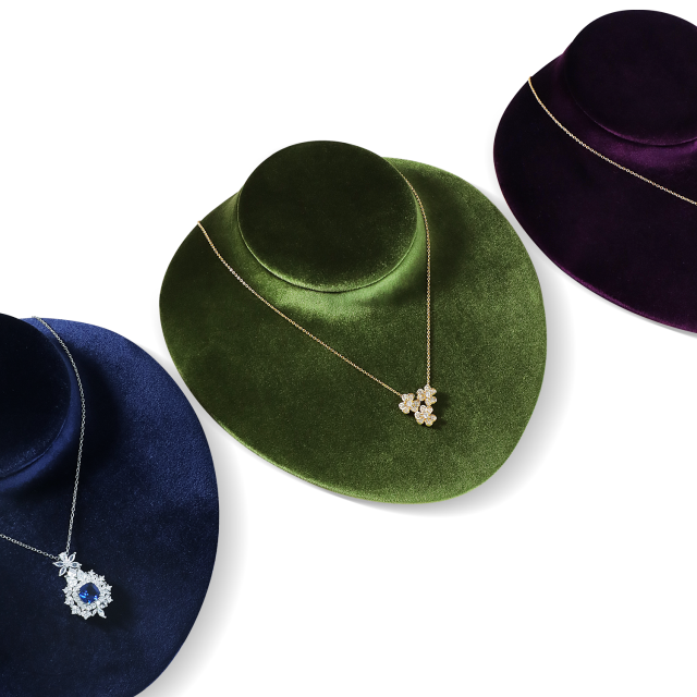 Yinbeini Muti-Color Velvet Necklace Bust Display for Jewelry Brand Launch Events and New Collections RB027
