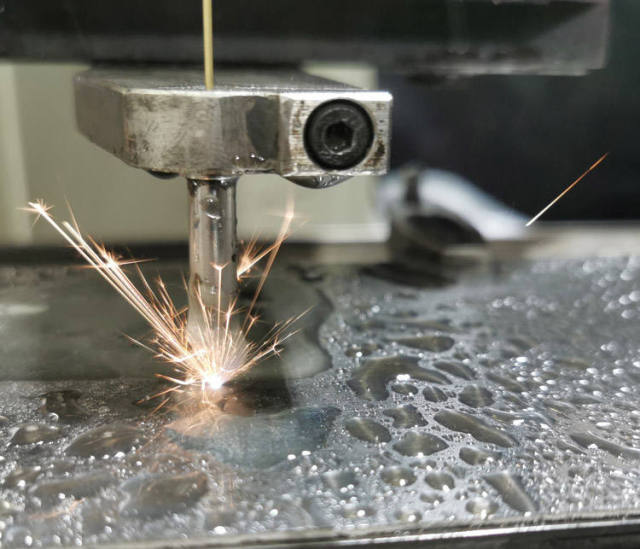 Hole Drilling EDM (DE400Z)