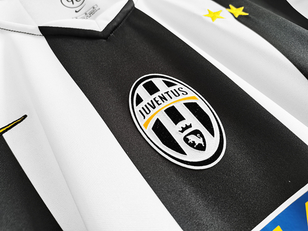 04/05season Juventus F.C. Home Fan version