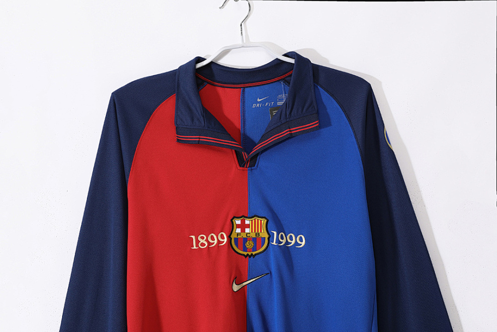 1999/00 season Barcelona Home Long sleeved Centennial Edition