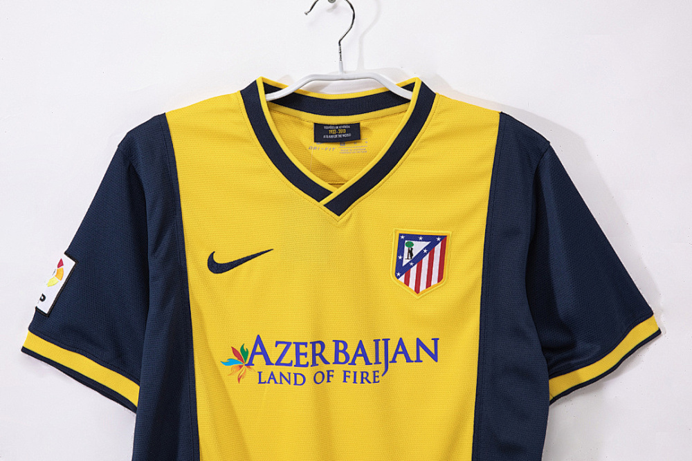 2013/14 season Atletico Madrid Away Retro