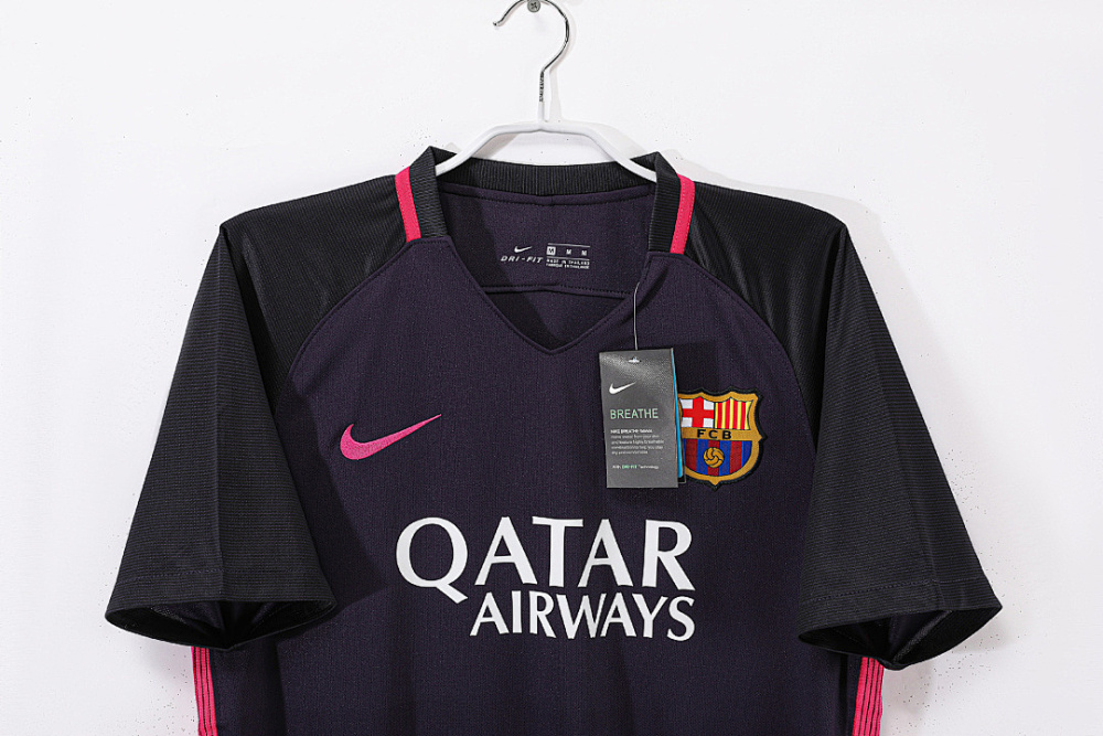 2016/17 season Barcelona Away Purple Retro