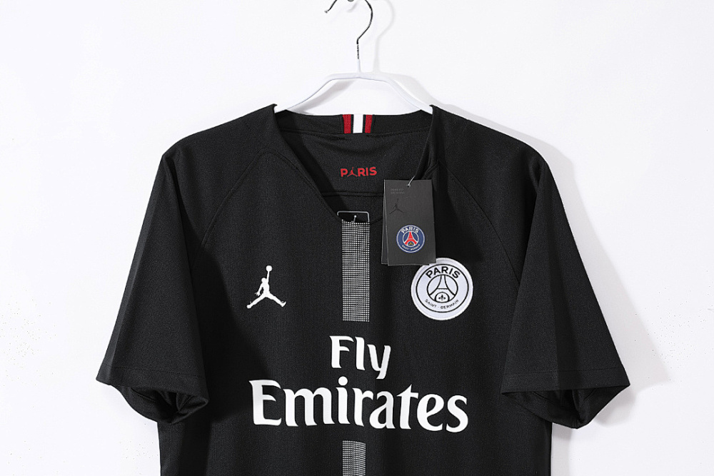 2018/19 season Paris Saint-Germain Home Retro