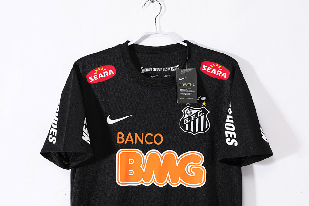2012/13 season Santos black Retro (shoulder patch)