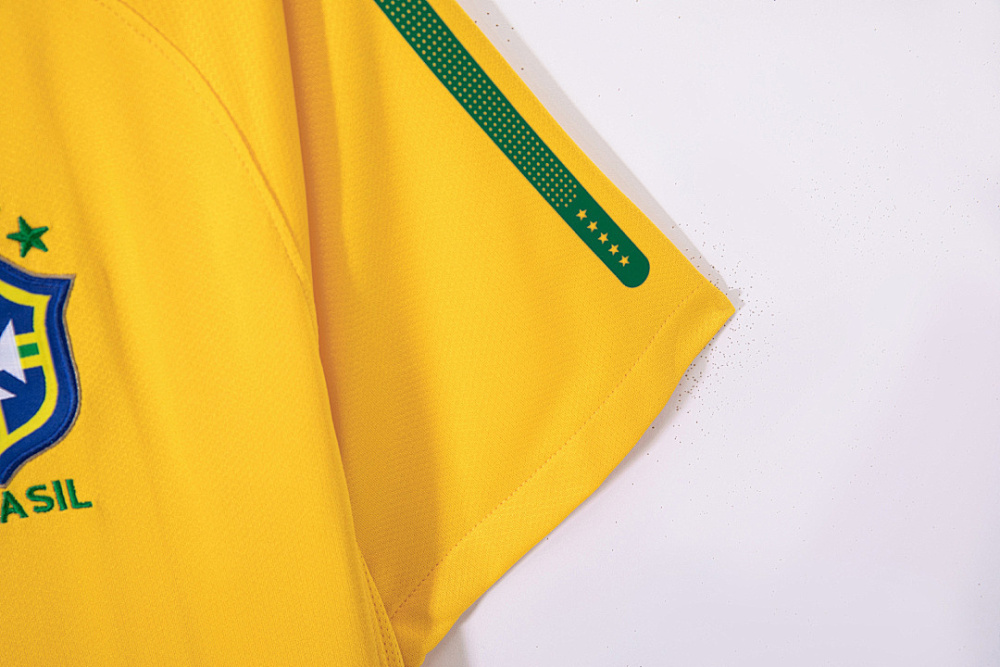 2010 season Brazil Home Retro