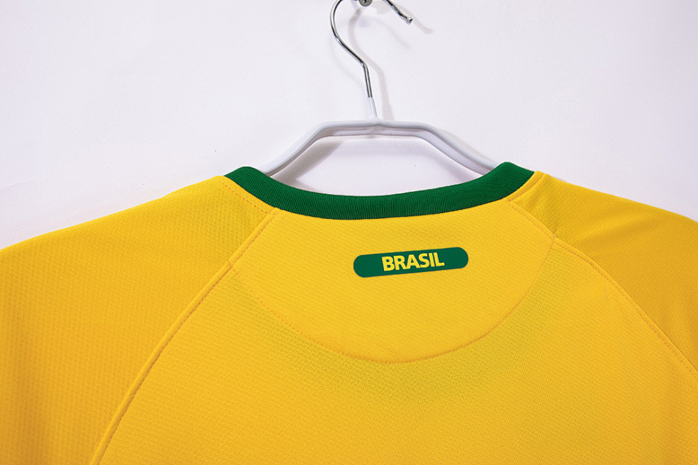 2010 season Brazil Home Retro
