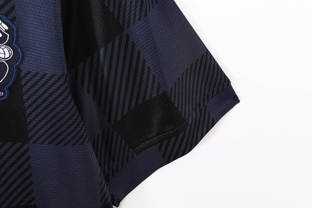 2013/14 season Manchester United Away Retro
