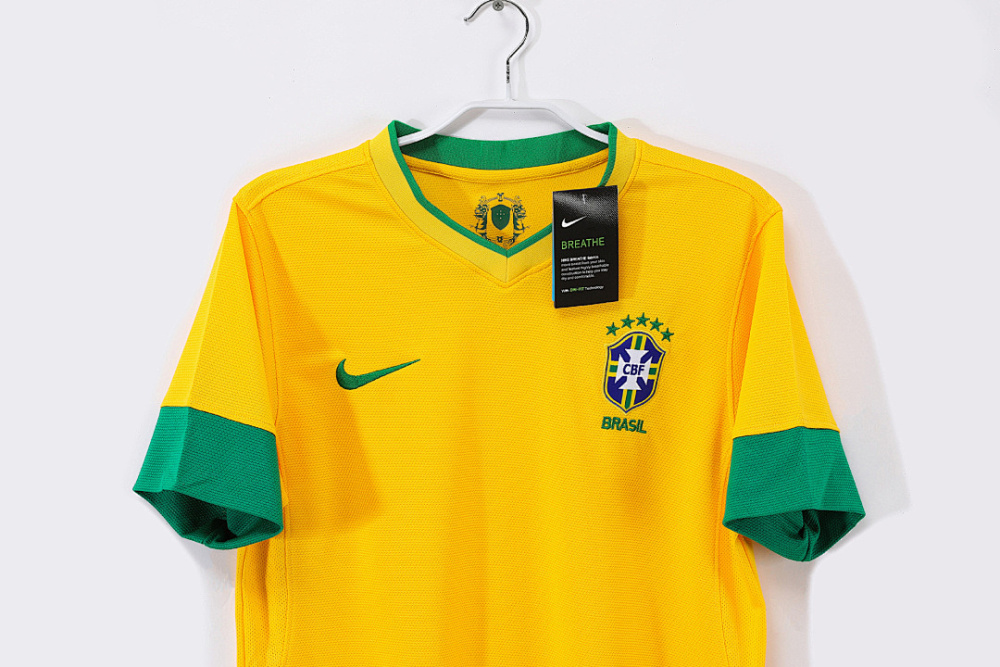 2012/13 season Brazil Home Retro