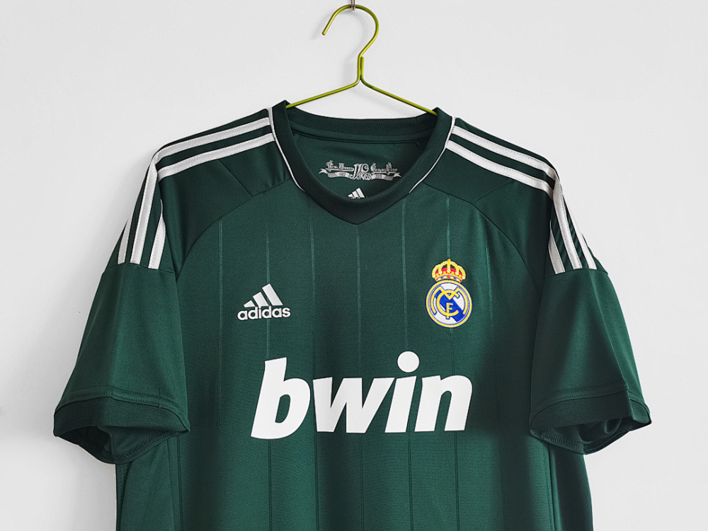 2012/14 season Real Madrid Third Retro
