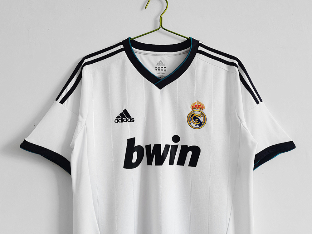 2012/13 season Real Madrid Home Retro