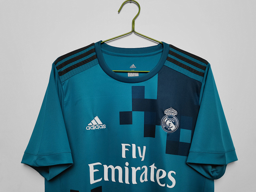 2017/18 season Real Madrid Third Retro
