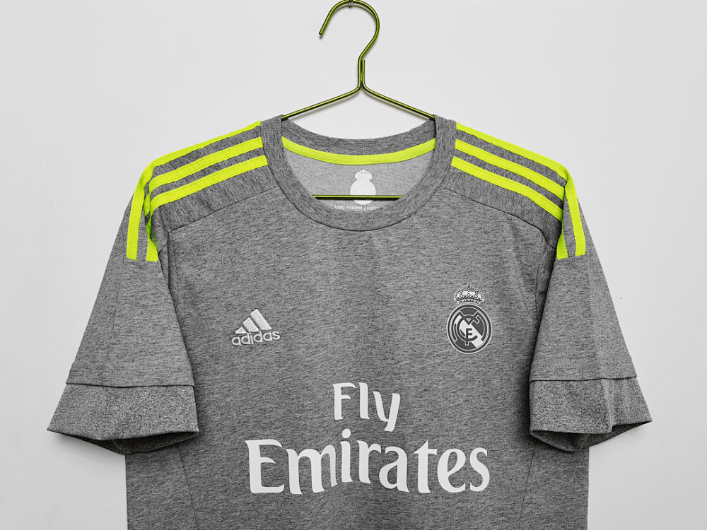 2015/16 season Real Madrid Away Retro