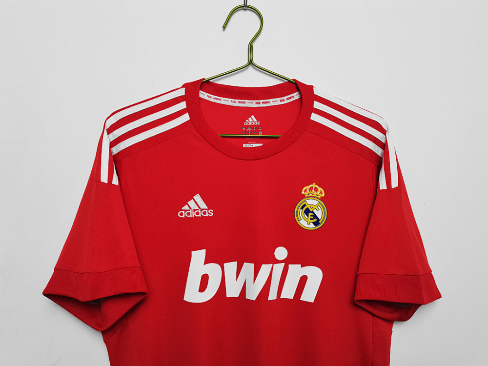 2011/12 season Real Madrid Third Retro