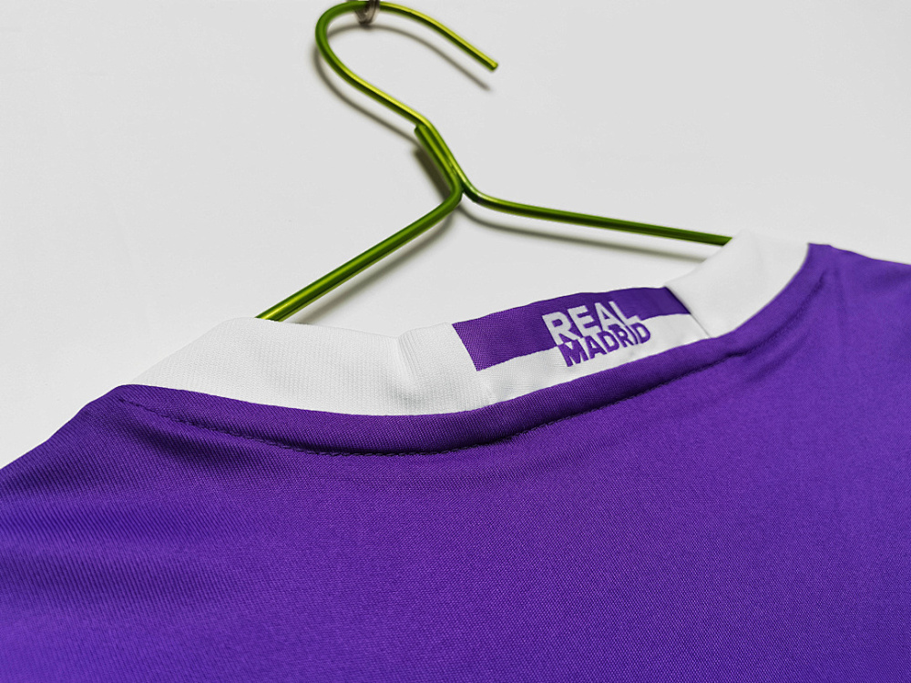 2016/17 season Real Madrid Away Retro