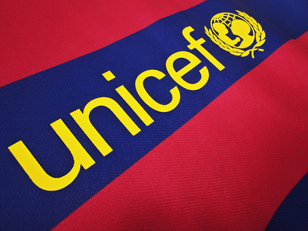 2015/16 season Barcelona Home Retro