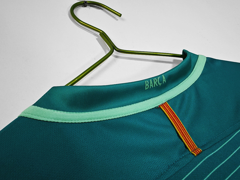 2016/17 season Barcelona Third Retro