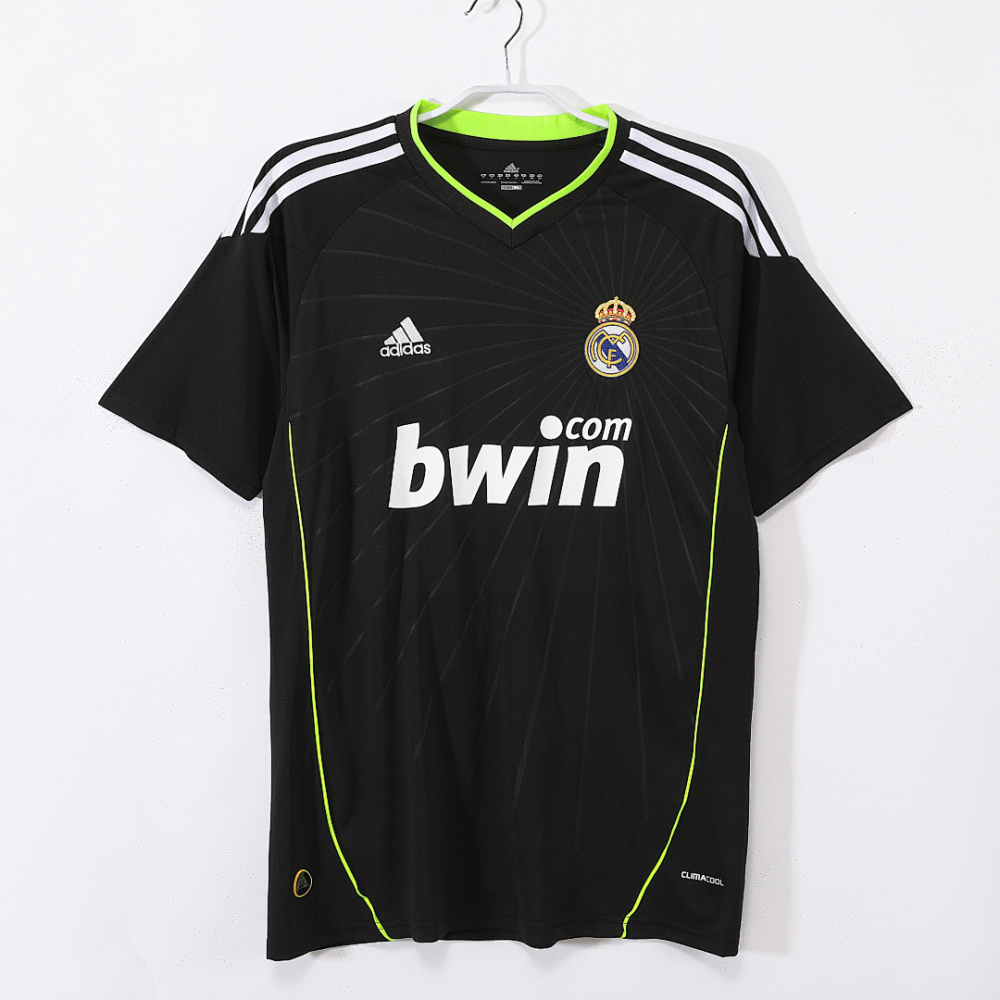 2010∕11 season Real Madrid Away Retro