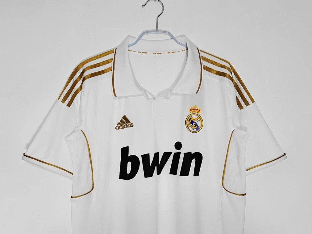 2011/12 season Real Madrid Home Retro
