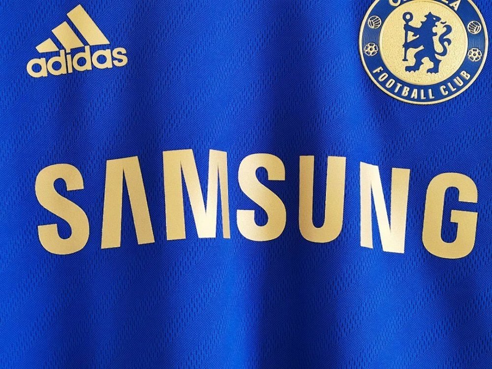 2012/13 season Chelsea Home Retro