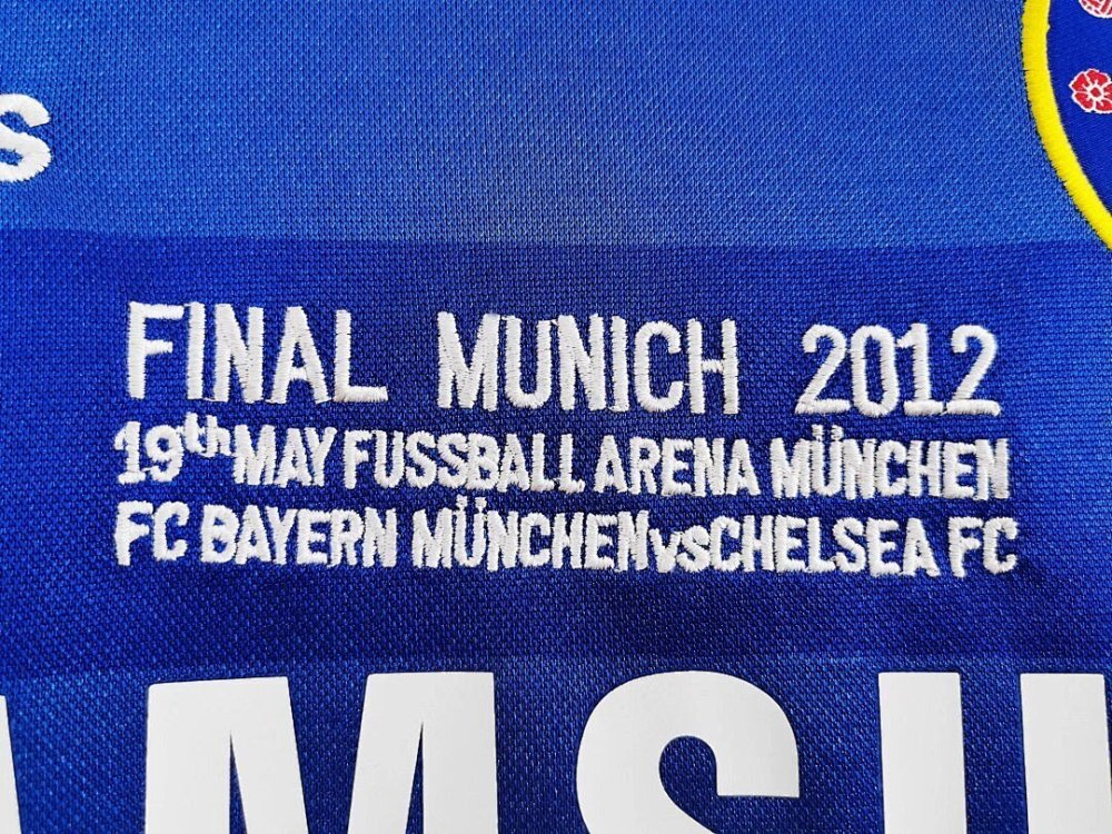 2011/12 season Chelsea Home Retro