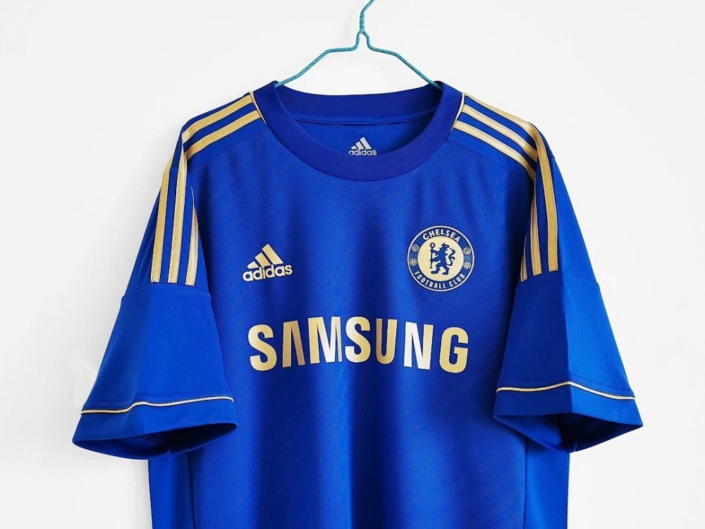 2012/13 season Chelsea Home Retro