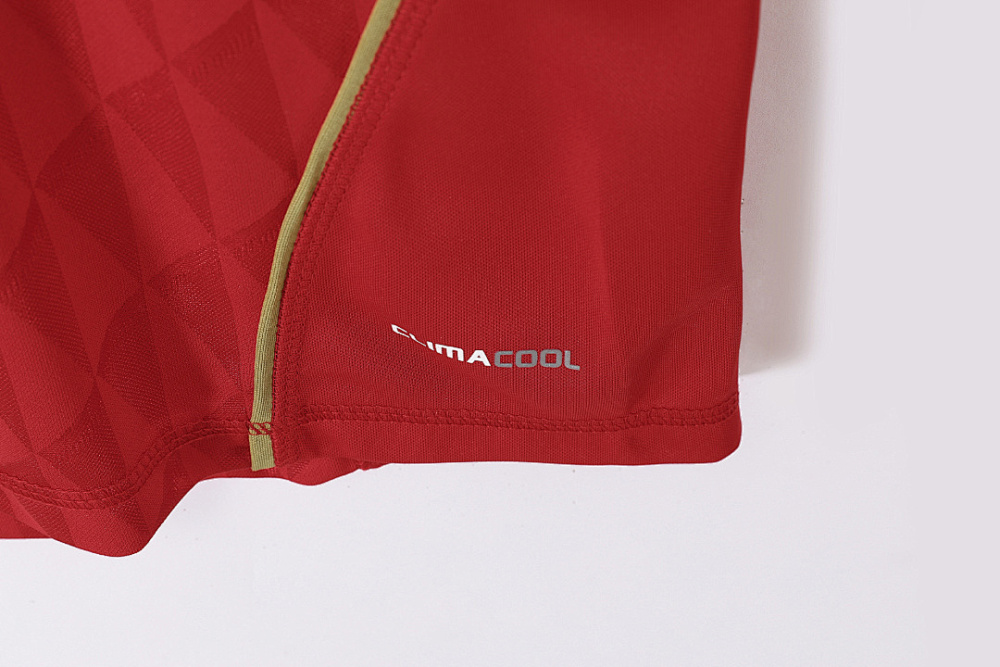 2010∕11 season Liverpool Home Retro