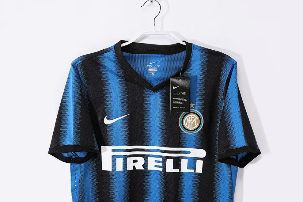 2010∕11 season Inter Milan Home Retro