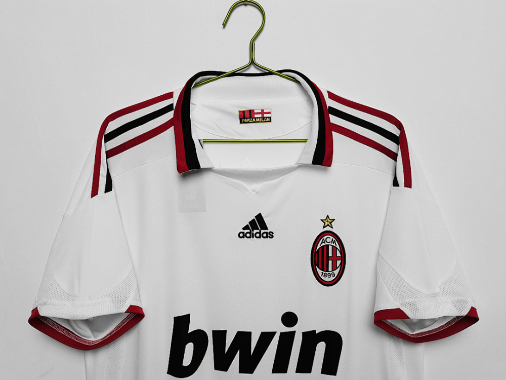 2009/10 season AC Milan Away Retro