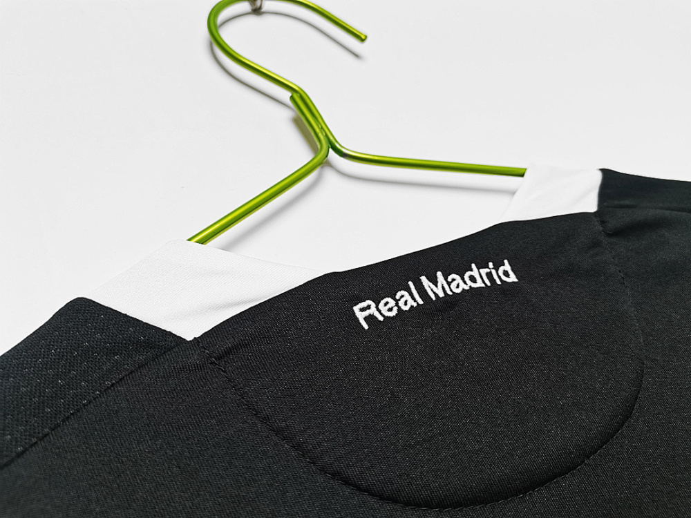 2008/09 season Real Madrid Away Retro