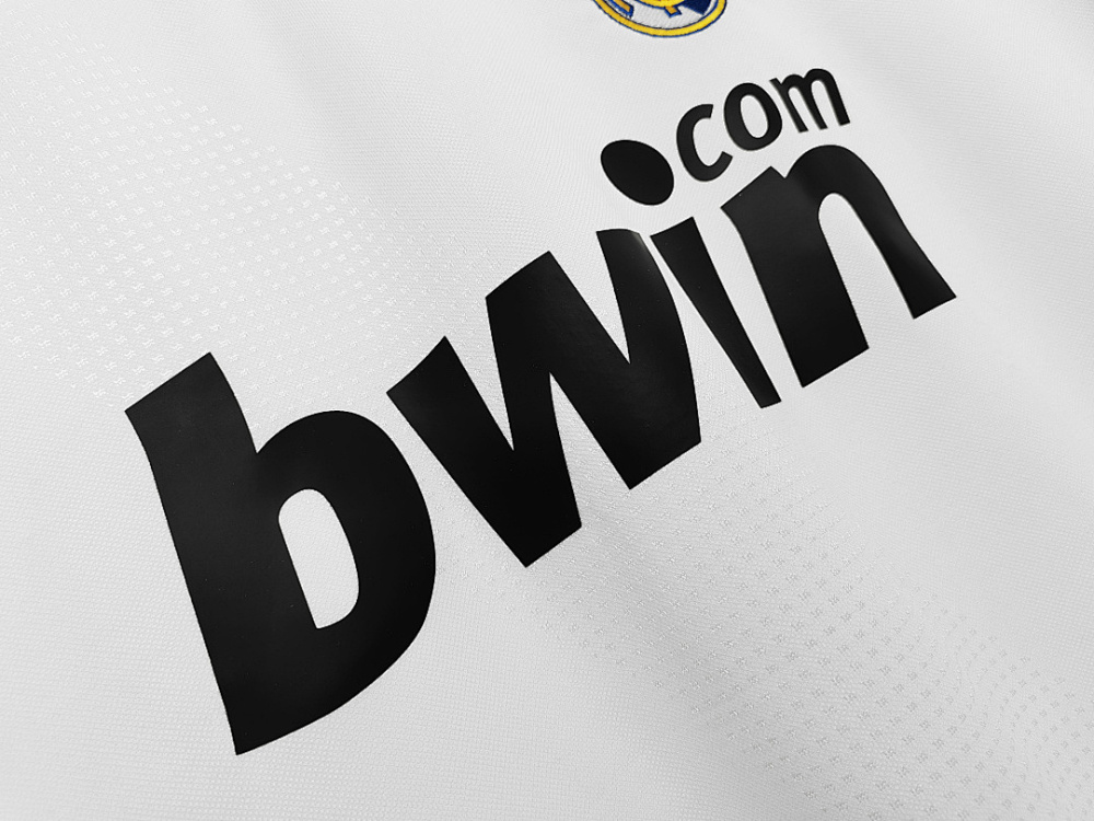 2008/09 season Real Madrid Home Retro