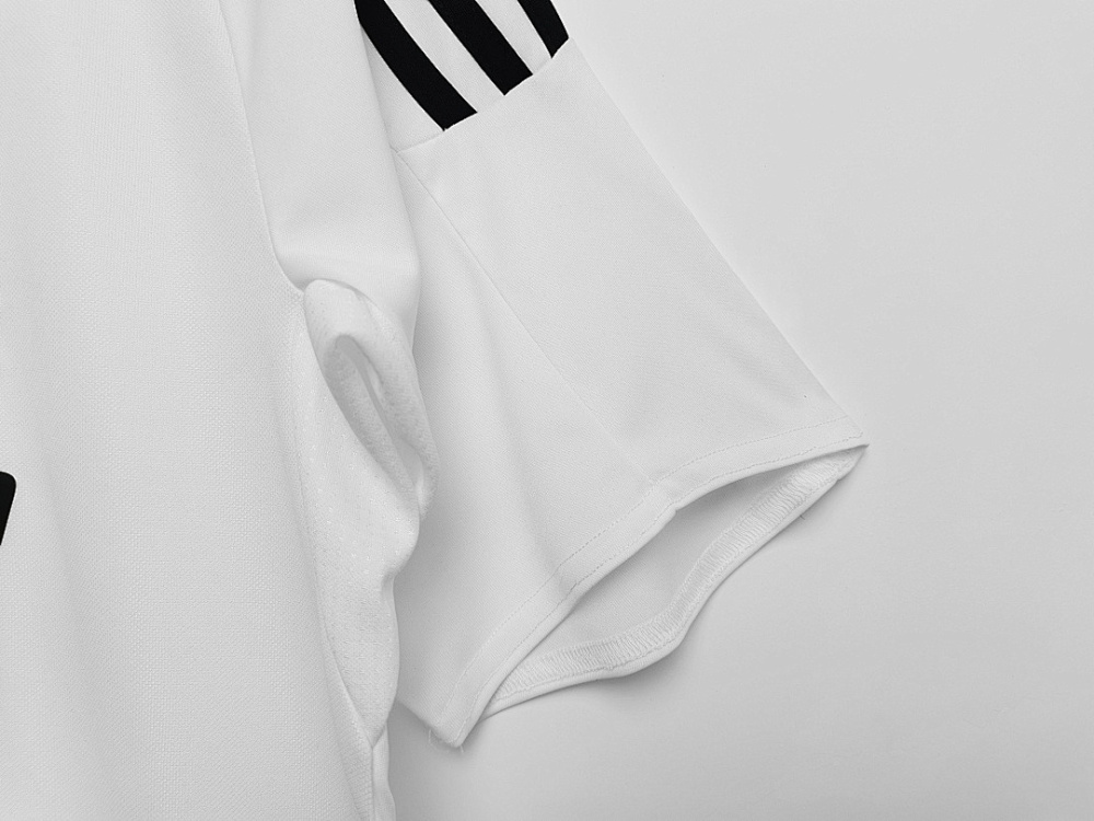 2008/09 season Real Madrid Home Retro