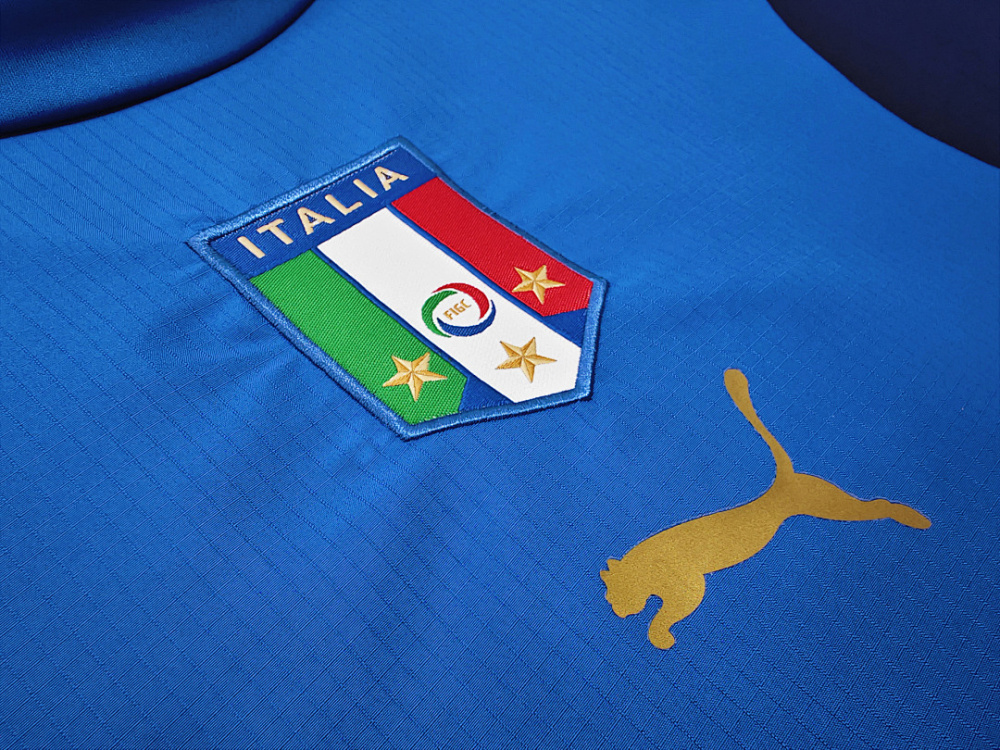 2006 season Italy Home Retro