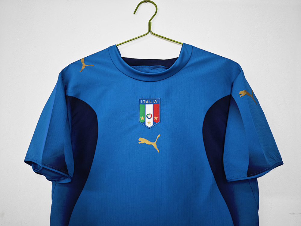 2006 season Italy Home Retro