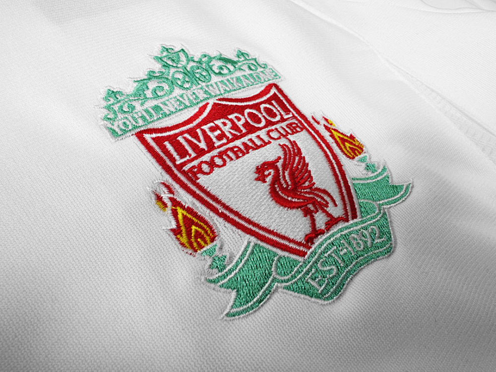 2006/08 season Liverpool Away Retro