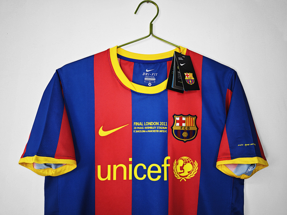 2010∕11 season Champions League Barcelona Home Retro