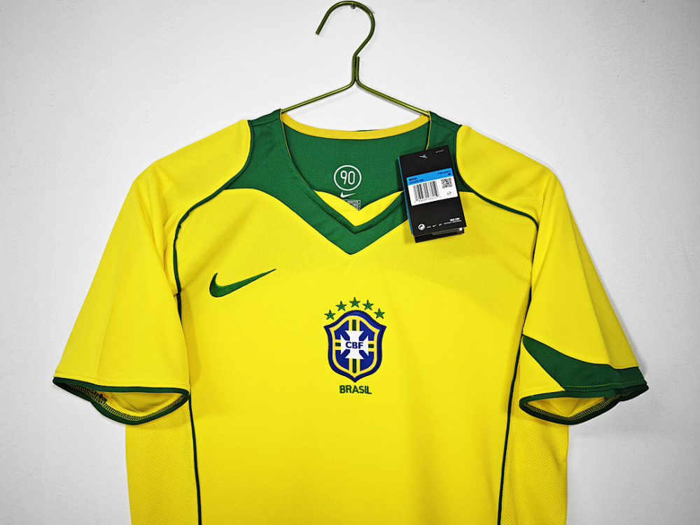2004 season Brazil Home Retro