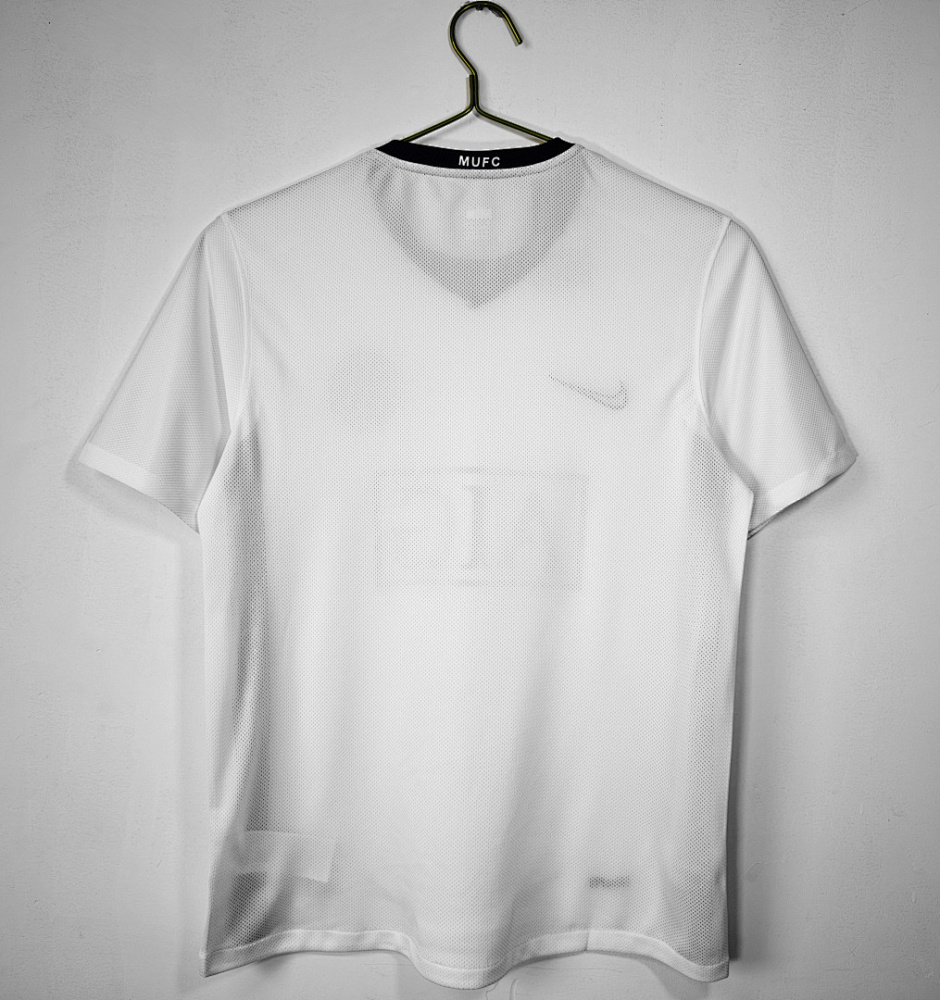 2008/09 season Manchester United Away Retro