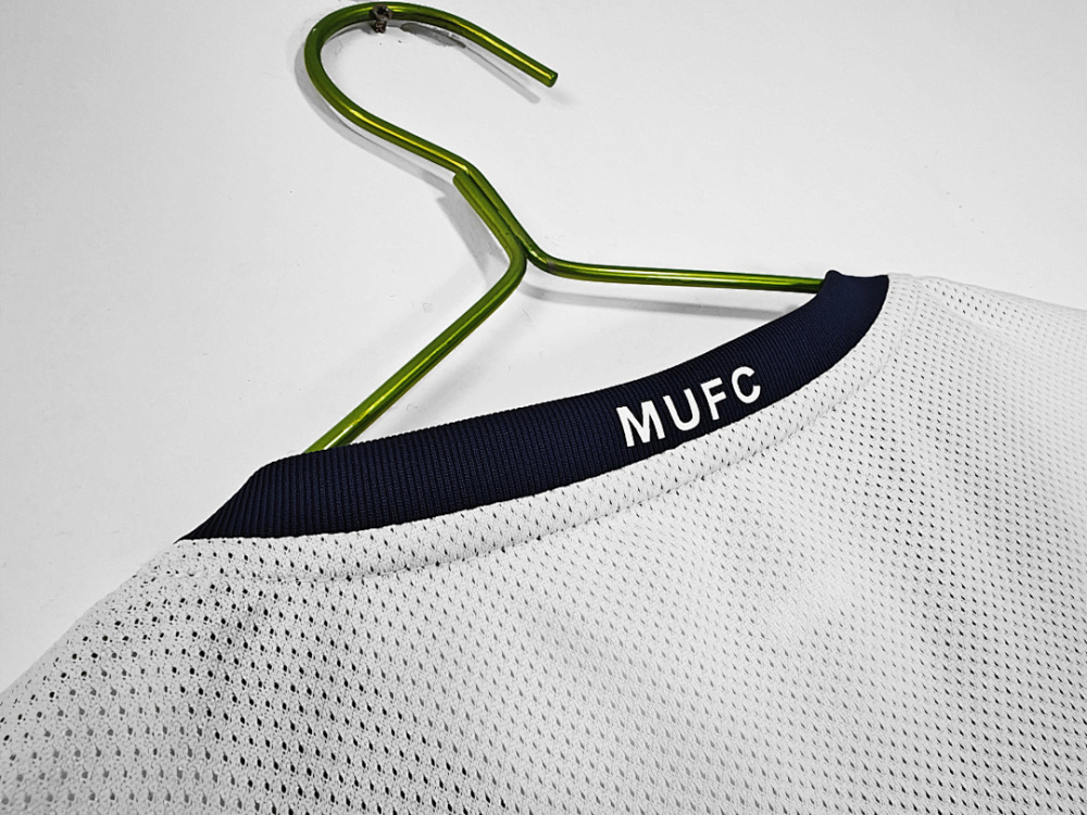 2008/09 season Manchester United Away Retro