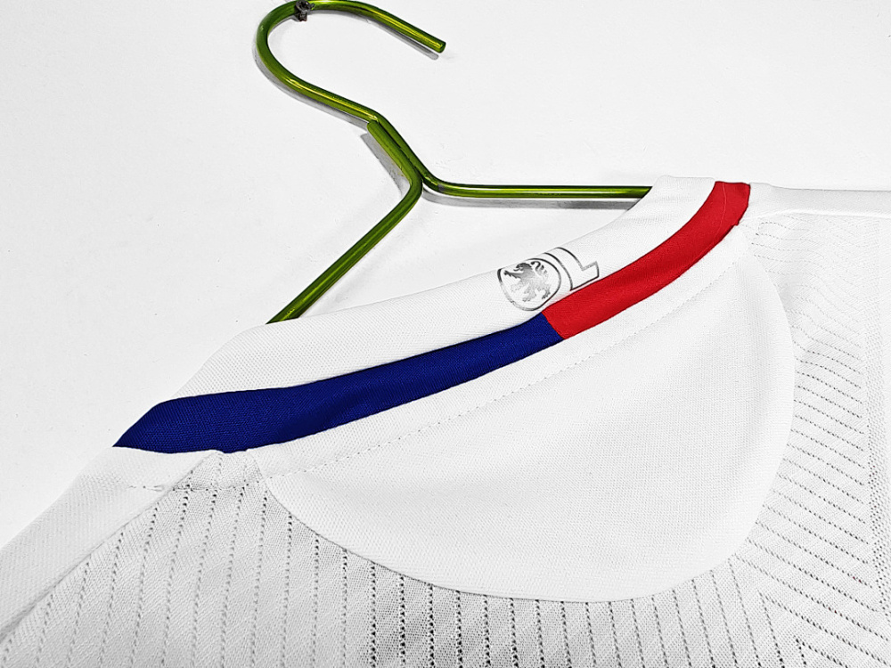 2008/09 season Lyonnais Home Retro