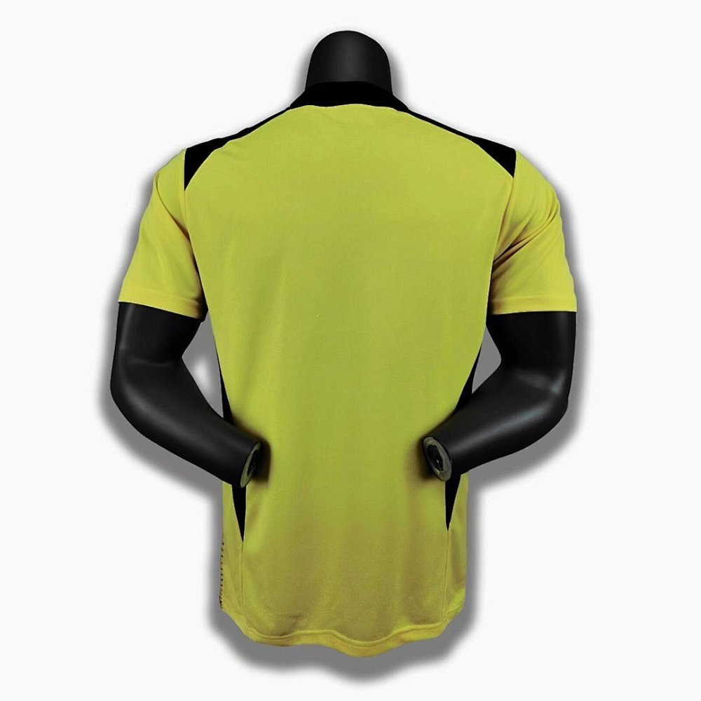2004/05 season Liverpool Retro