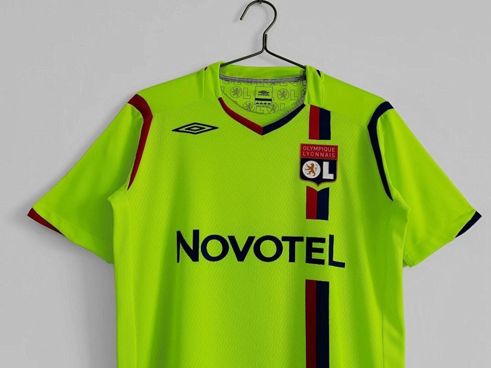 2008/09 season Lyonnais Away Retro